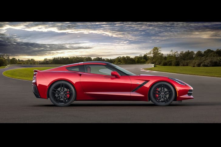 New 2014 Chevrolet Corvette Stingray photos